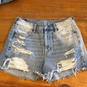 American Eagle Outfitters Light Blue Distressed Mom Short denim shorts
